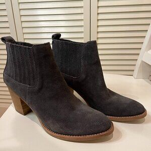 DOLCE VITA Women's Charcoal Gray Suede Ankle Boots Size 9